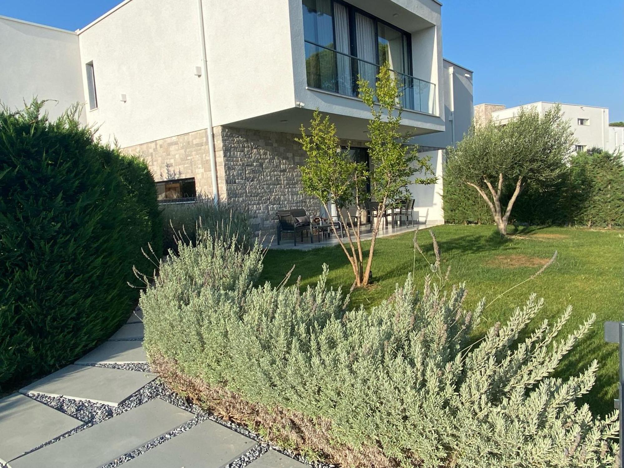 Rosemarine Villas Durrës Zewnętrze zdjęcie